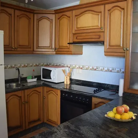 Duplex Alcalde Juan Evora * كاليتا ذي فوستي
